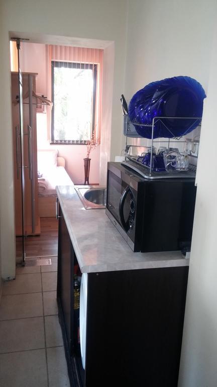 Comfort Guest Rooms Pleven Bagian luar foto